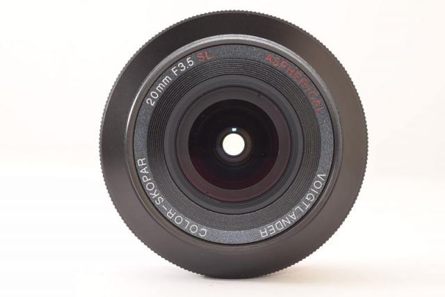 VoightLander 単焦点広角レンズ COLOR SKOPAR 20mm F3.5 SL II