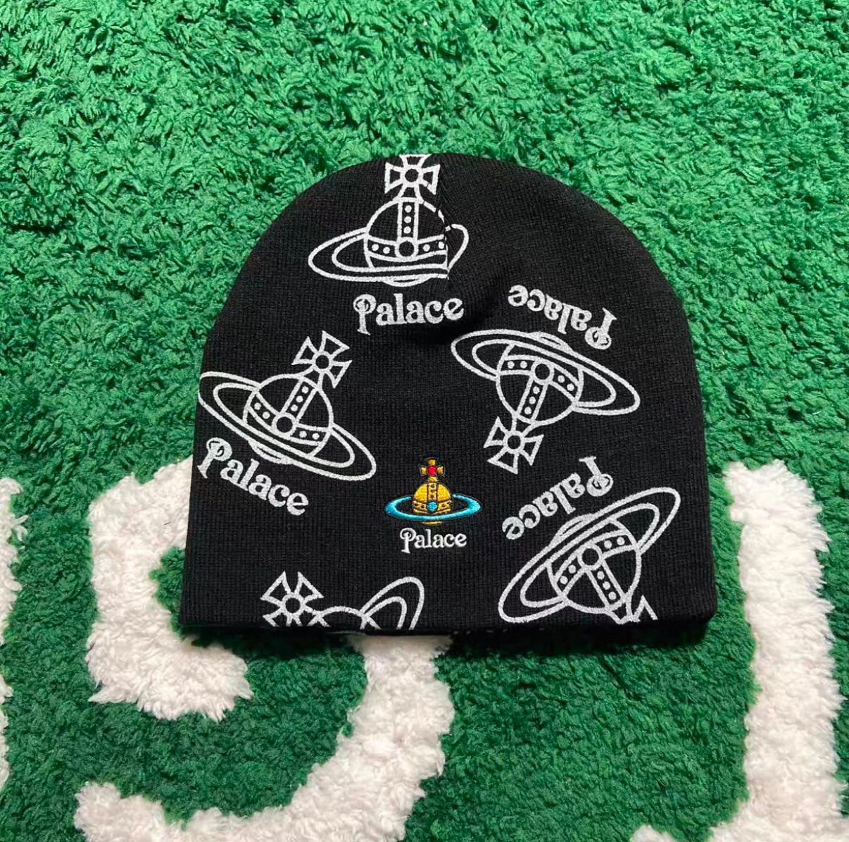PALACE x Vivienne Westwood Jersey Beanie（Palace Vivienne