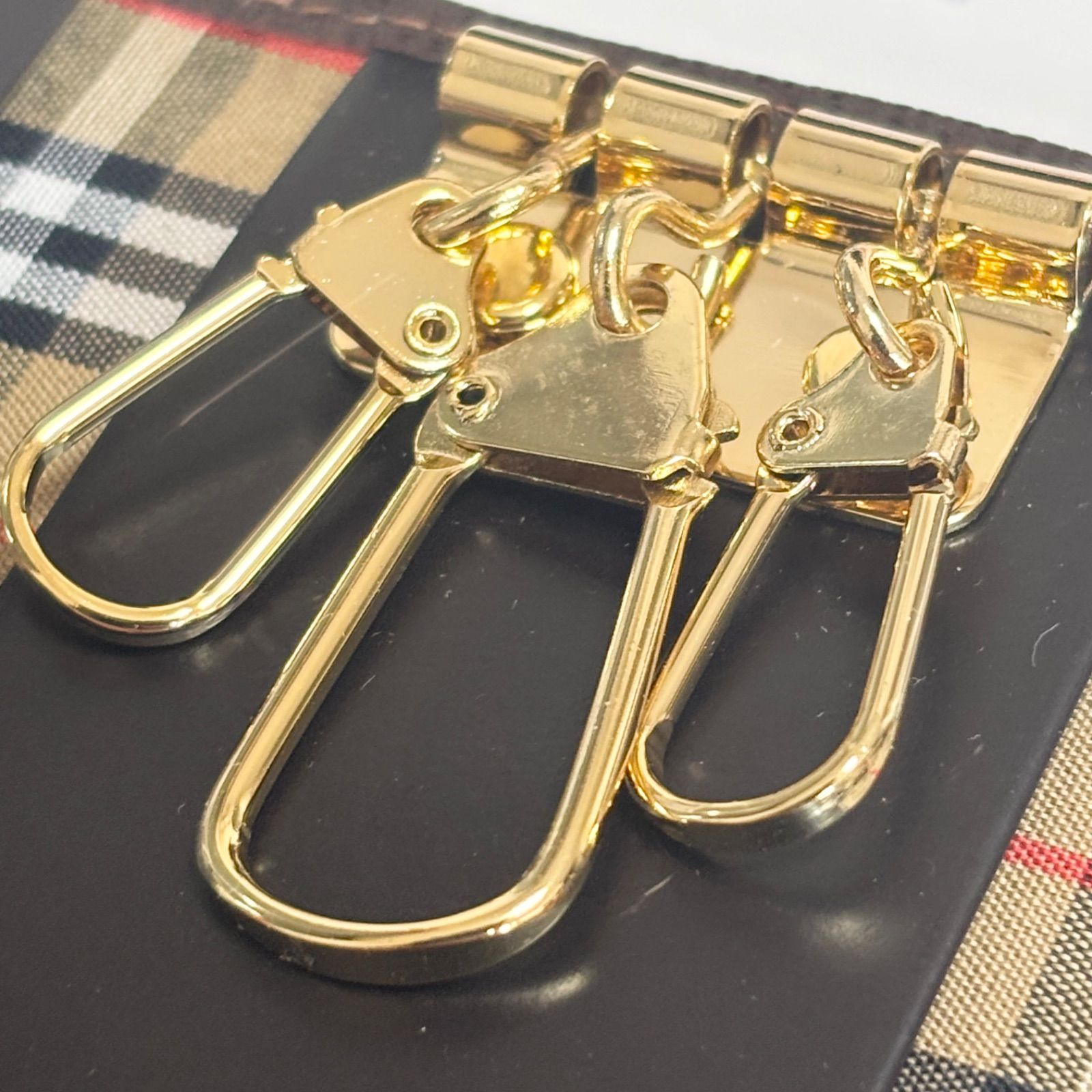 送料無料】【新品/未使用品】BURBERRY/バーバリー/3連キーケース