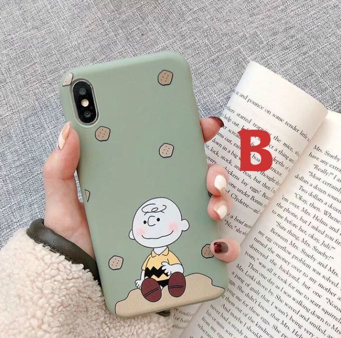 ピーナッツ ストラップホール付き かわいい キャラクター カバー ケース スマホケース iPhoneケース スヌーピー チャーリーブラウン SNOOPY アイフォーン (s22)