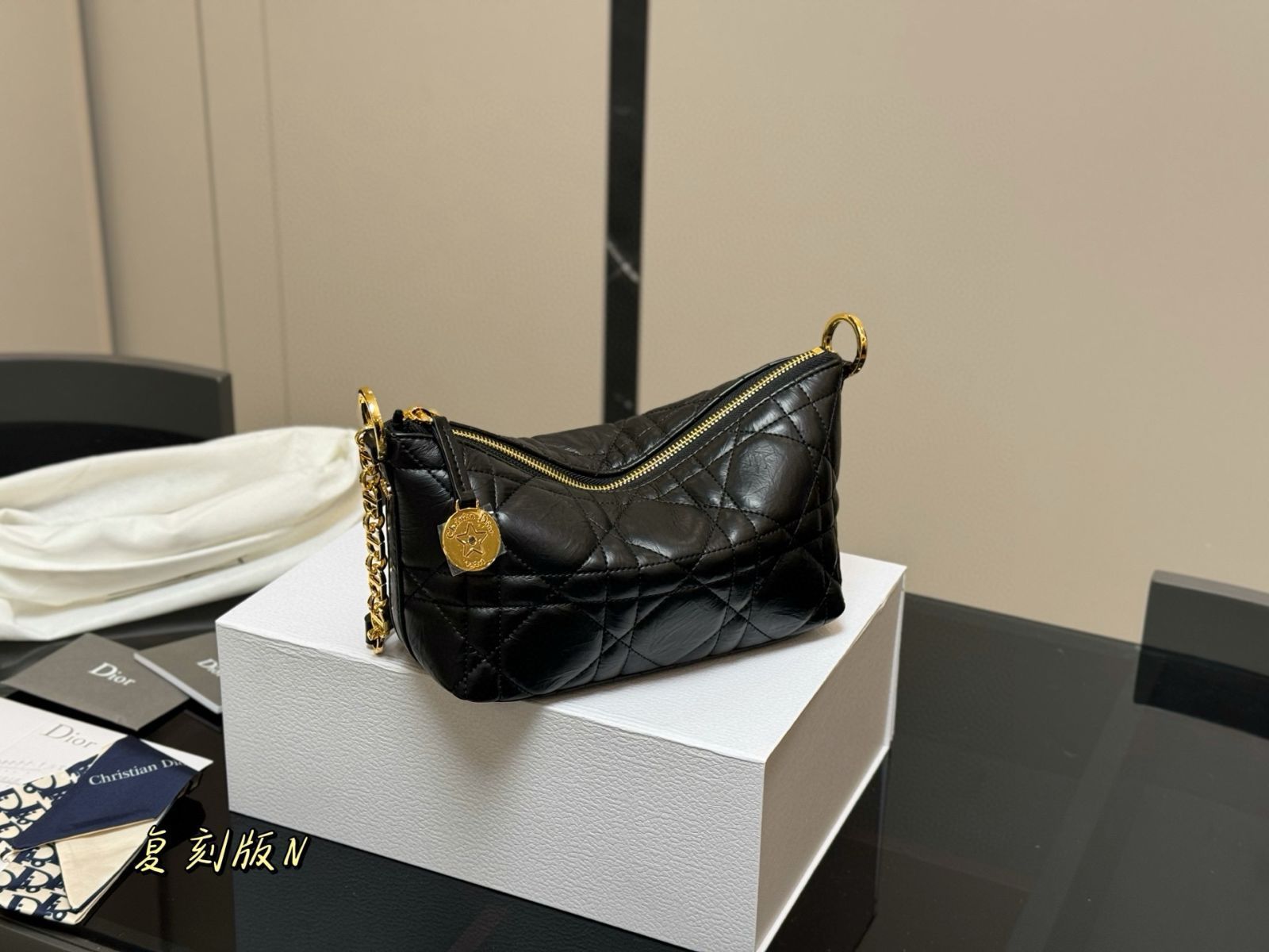 今日特価】DIOR ランチボックスバッグ 22×14cm-MM輸入2 - メルカリ
