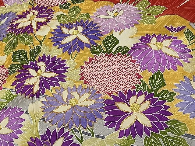 平和屋本店□極上 創業460年・千總 振袖 駒刺繍 立波花筏文 金彩
