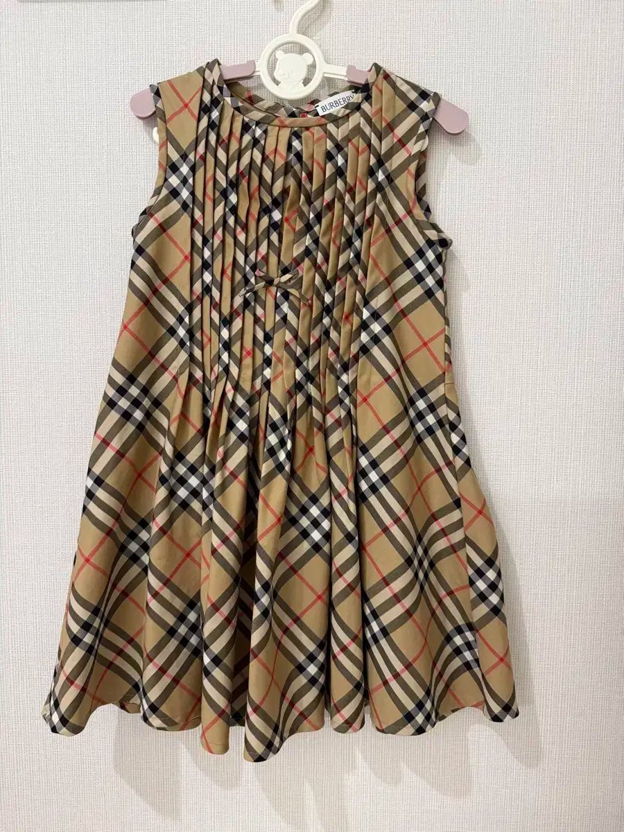 バーバリー　キッズ　ワンピース　104cm BURBERRY KIDS バーバリー キッズ 半袖ワンピース[B02418