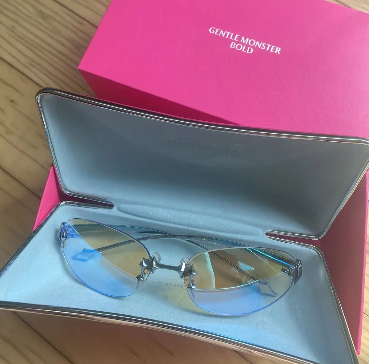 GENTLE MONSTER ジェントルモンスター サングラス TTA02