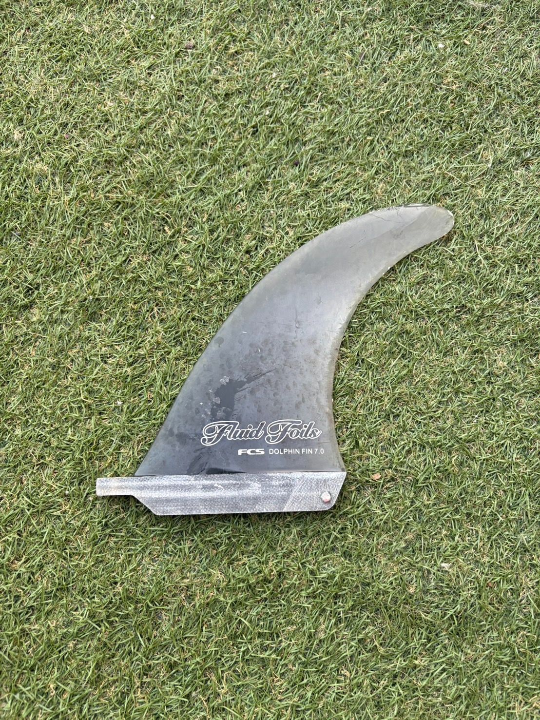 美品　Fluid Foils Dolphin Fin 9.0 スモーク Fluid Foils Dolphin - SURF SUP WAREHOUSE