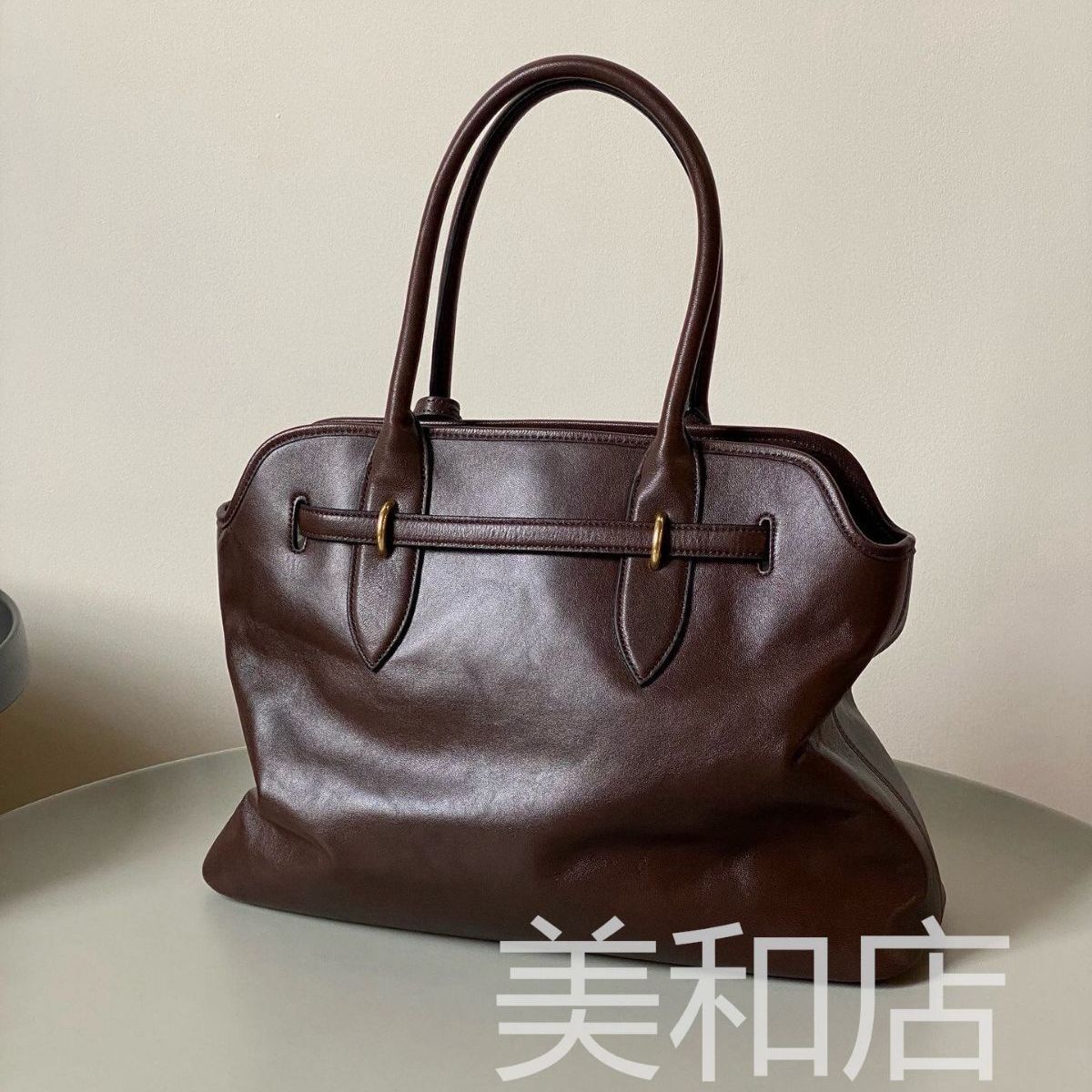 新品miu miu ブラウン レザートートバッグベストセラーの限定版