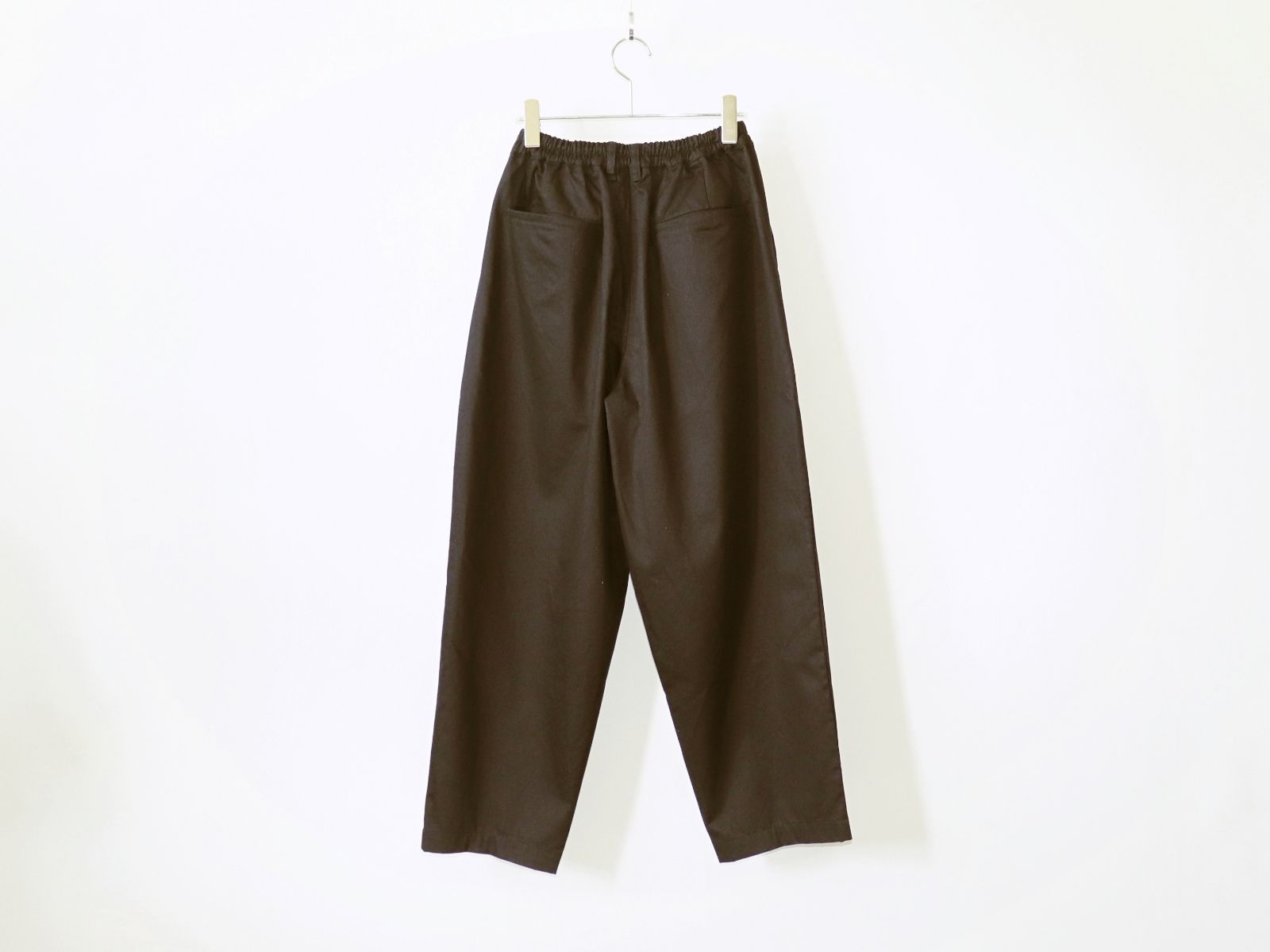 KELEN / 2TUCK COCOON TROUSER “NIPS” - BLACK ケレン / 2タック