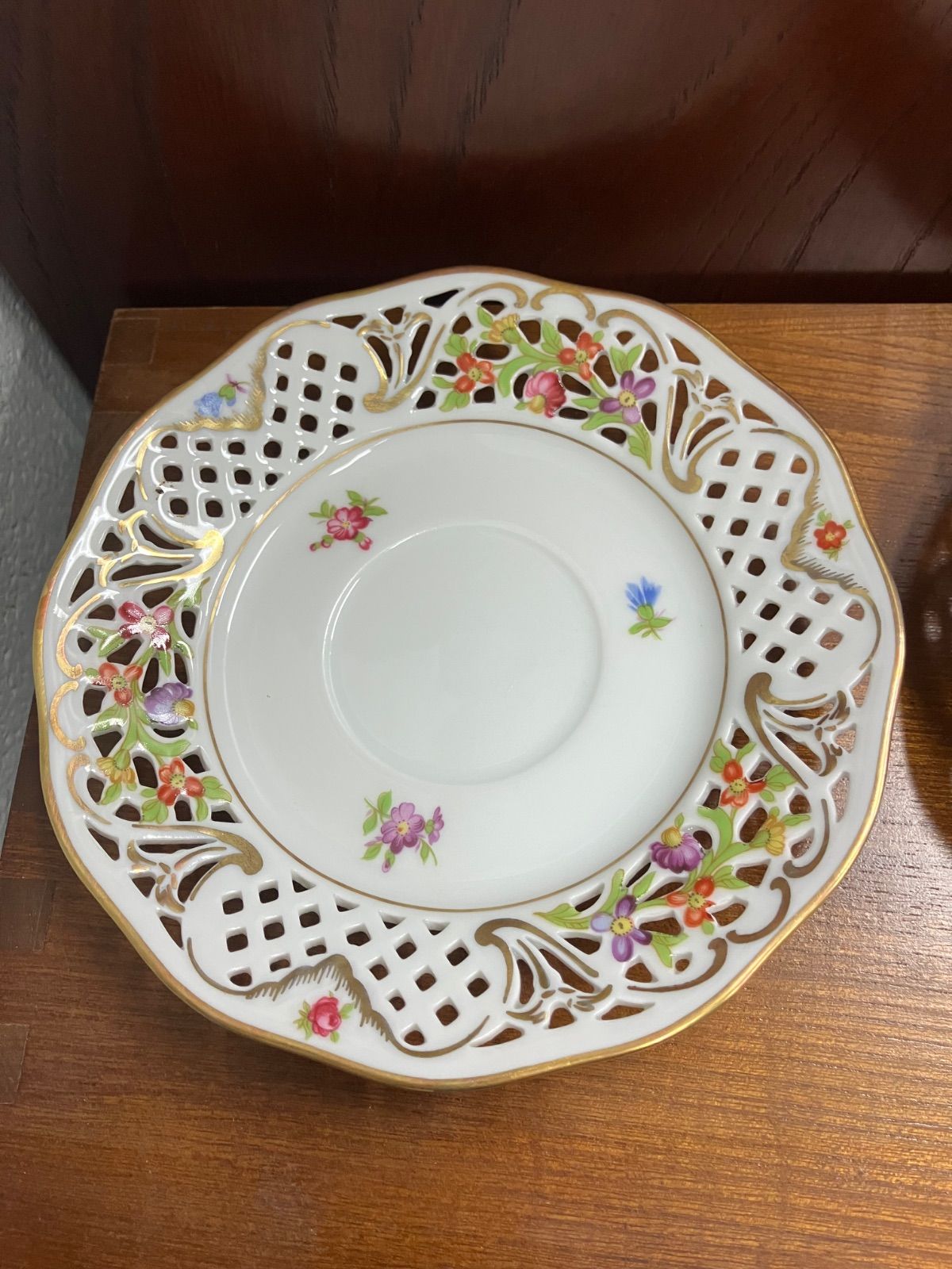 ドレスデン シューマン ババリア カップ2個 ソーサー2枚 プレート2枚 ドレスデン シューマン ババリア カップ2個 ソーサー2枚 プレート2枚