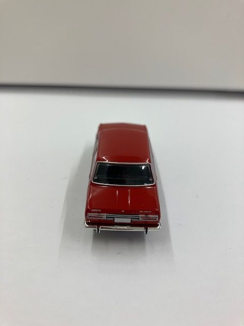 トミカ リミテッドヴィンテージ ダットサン ブルーバード 1600 SSS (69