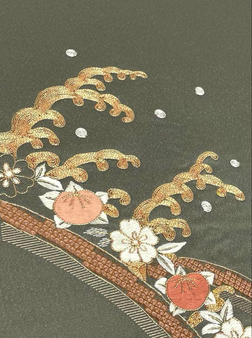 付け下げ 蘇州刺繍 金駒 銀駒 伊と幸 岩井茶色 正絹 反物 - メルカリ