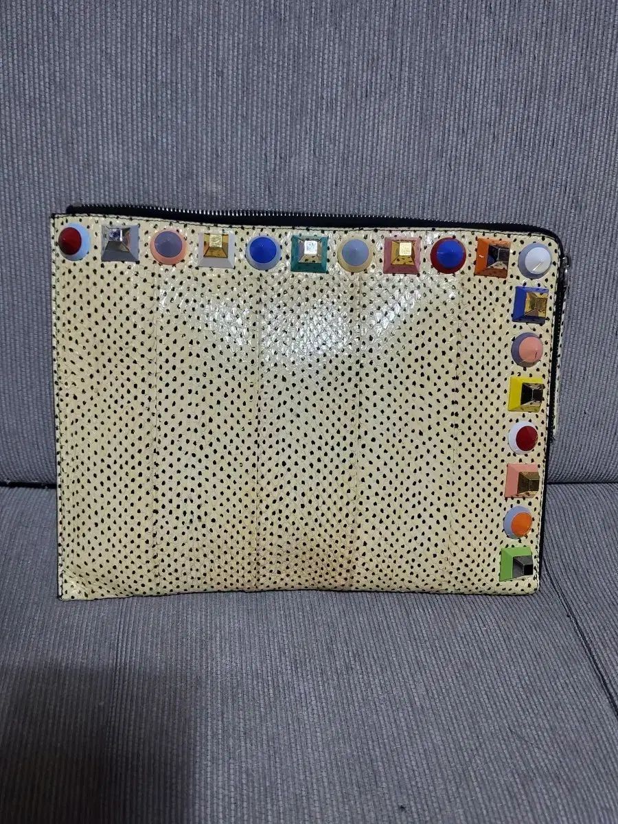 FENDI フェンディ クラッチバッグ