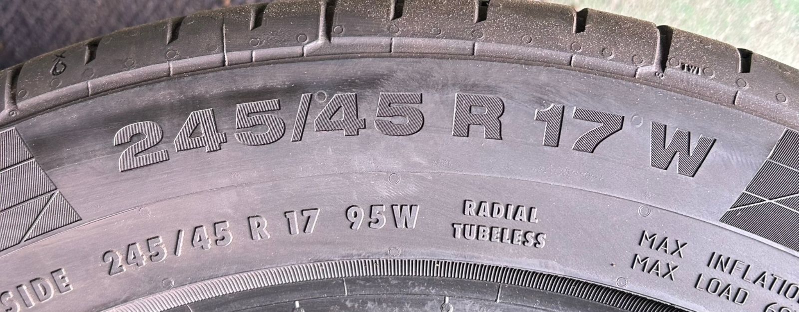 サマーセール開催中！ 製造 溝8.5分山 Continental ContisportContact5 1本 245 45R17 ビート傷あり ASP3236