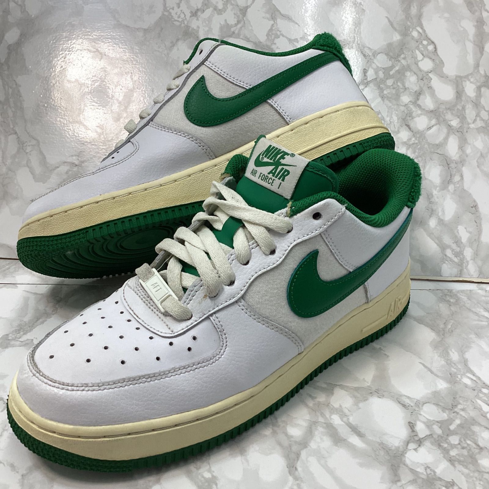 中古品】NIKE AIR FORCE 1 