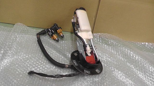 VTR250 FI MC33-1400xxx の フューエル ポンプ:#1724808439 - メルカリ