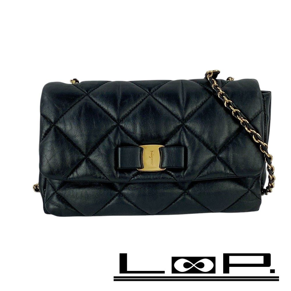 □美品□ フェラガモ ヴァラ ショルダー バッグ チェーン キルティング