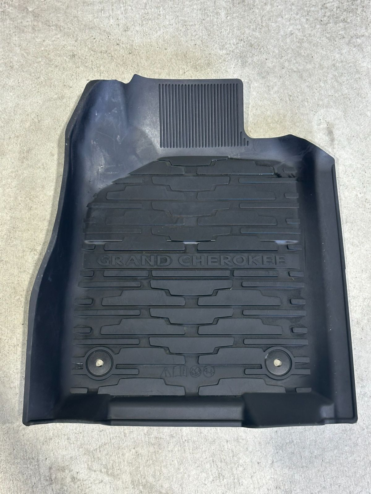クライスラー JEEP ジープ 純正品 MOPAR OEM グランドチェロキー WK 後期 オールウェザー フロアマット 4枚セット 82215559AC ラバータイプ 品