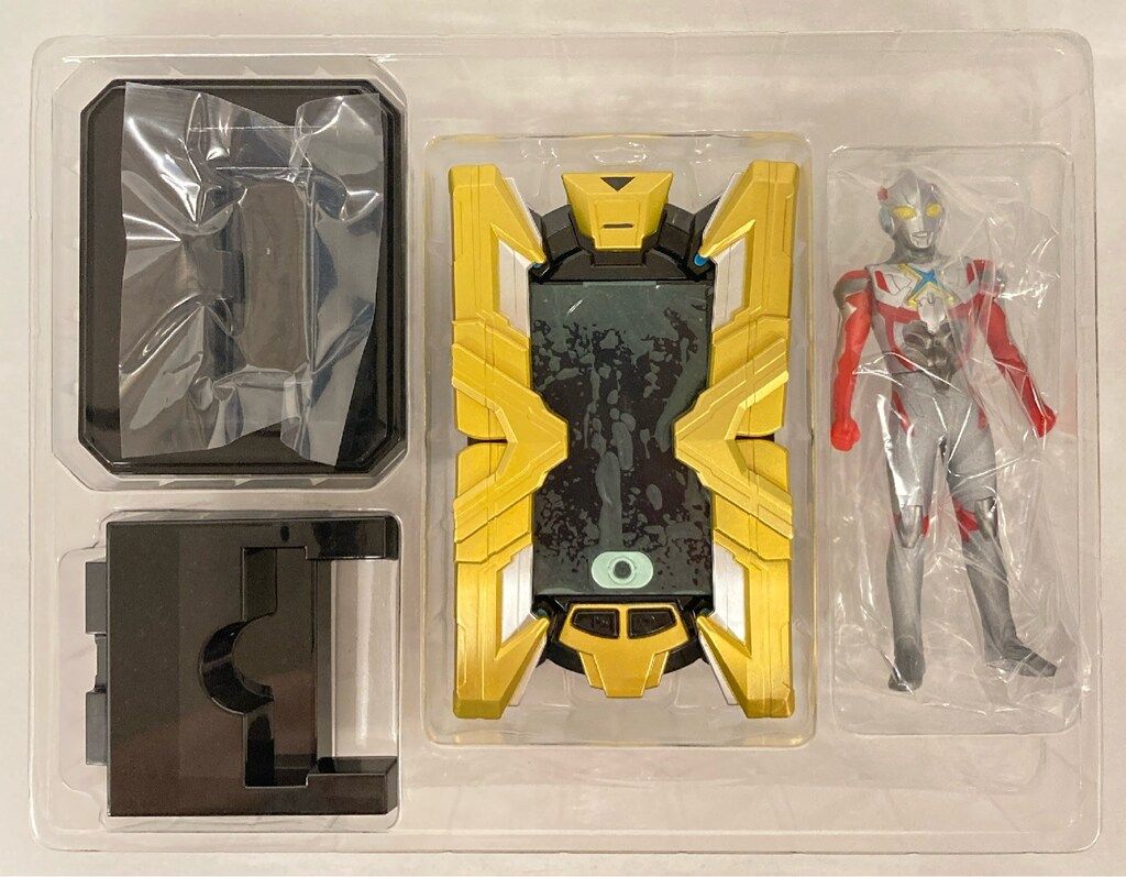 ウルトラレプリカ