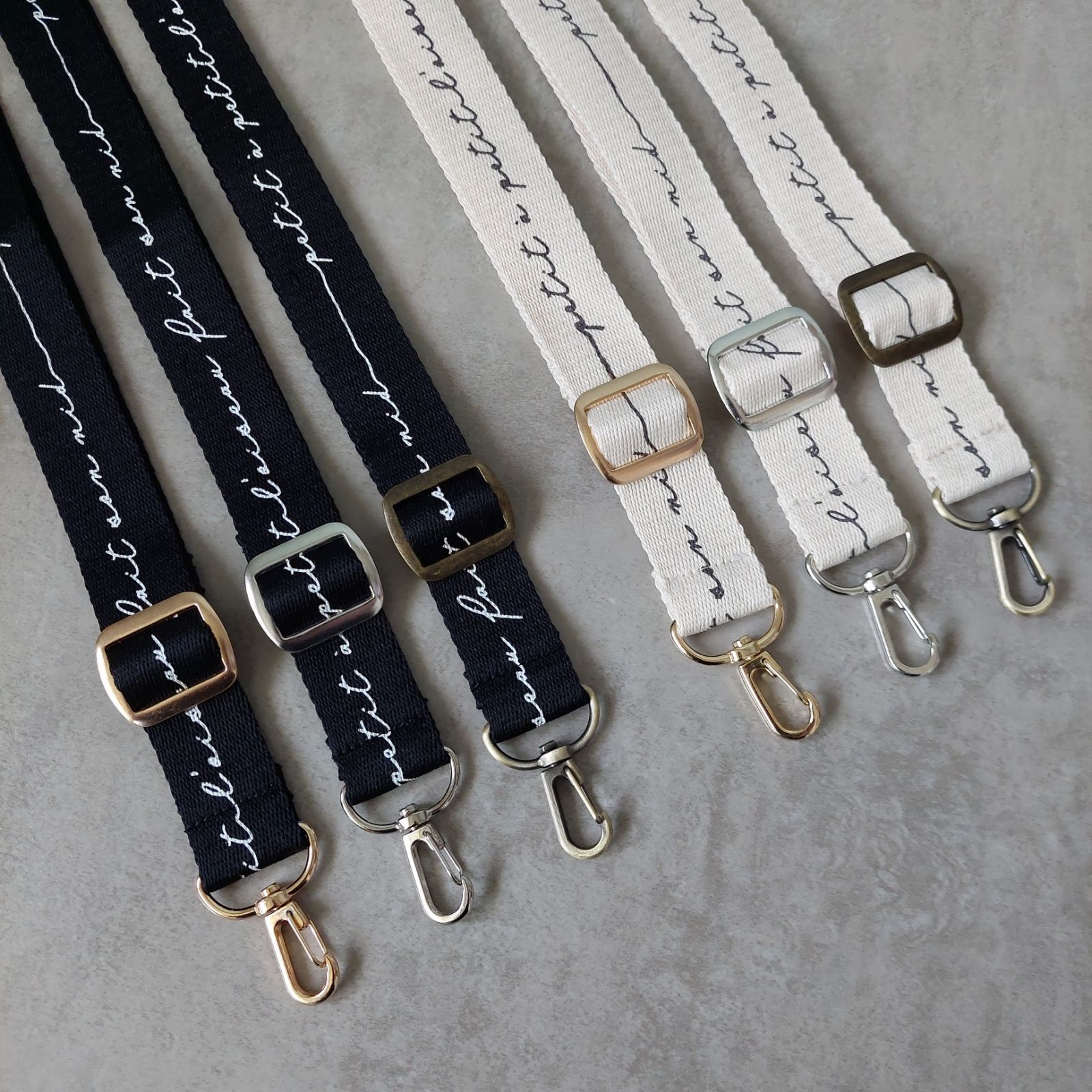 BAG STRAP ロゴ