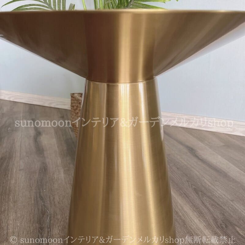 サイドテーブル スタイリッシュ シンプル おしゃれ かわいい ラグジュアリー インテリア 北欧 モダン ホテルライク コーヒーテーブル ゴールド MARWIL-DEMENAGEMENTS_CH