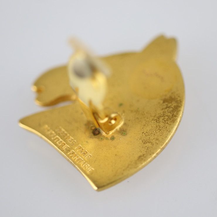 HMイヤリングゴールド系ホース馬