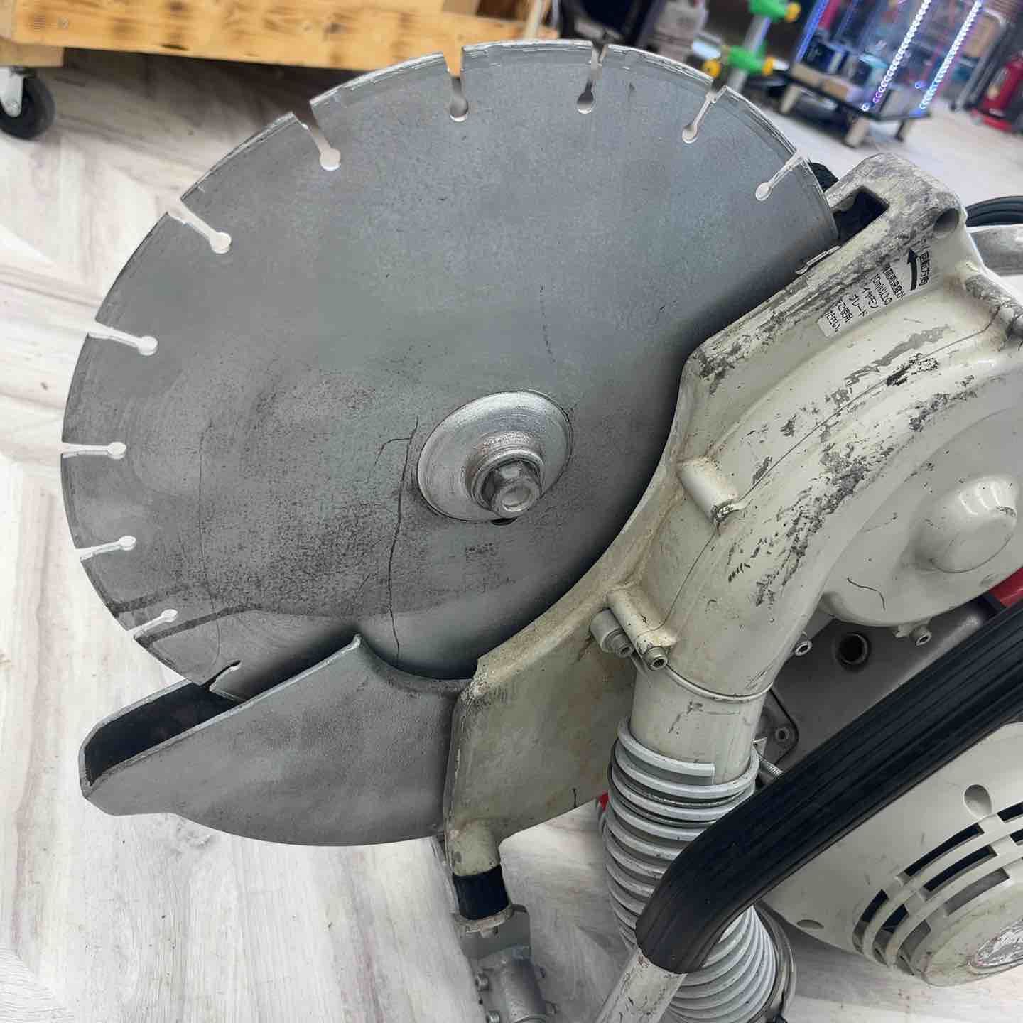 新ダイワ 集塵式エンジンカッター ECD7412S 越谷店