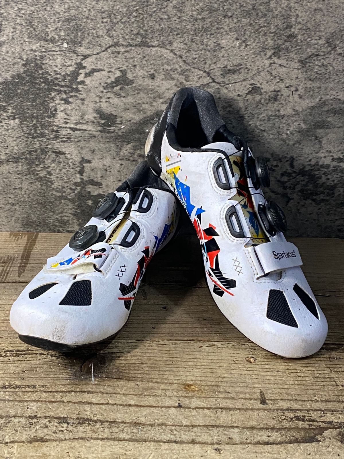 JH194 ボントレガー BONTRAGER XXX RD SPARTACUS ビンディングシューズ 白 EU41 社外ソール 傷 剥がれ