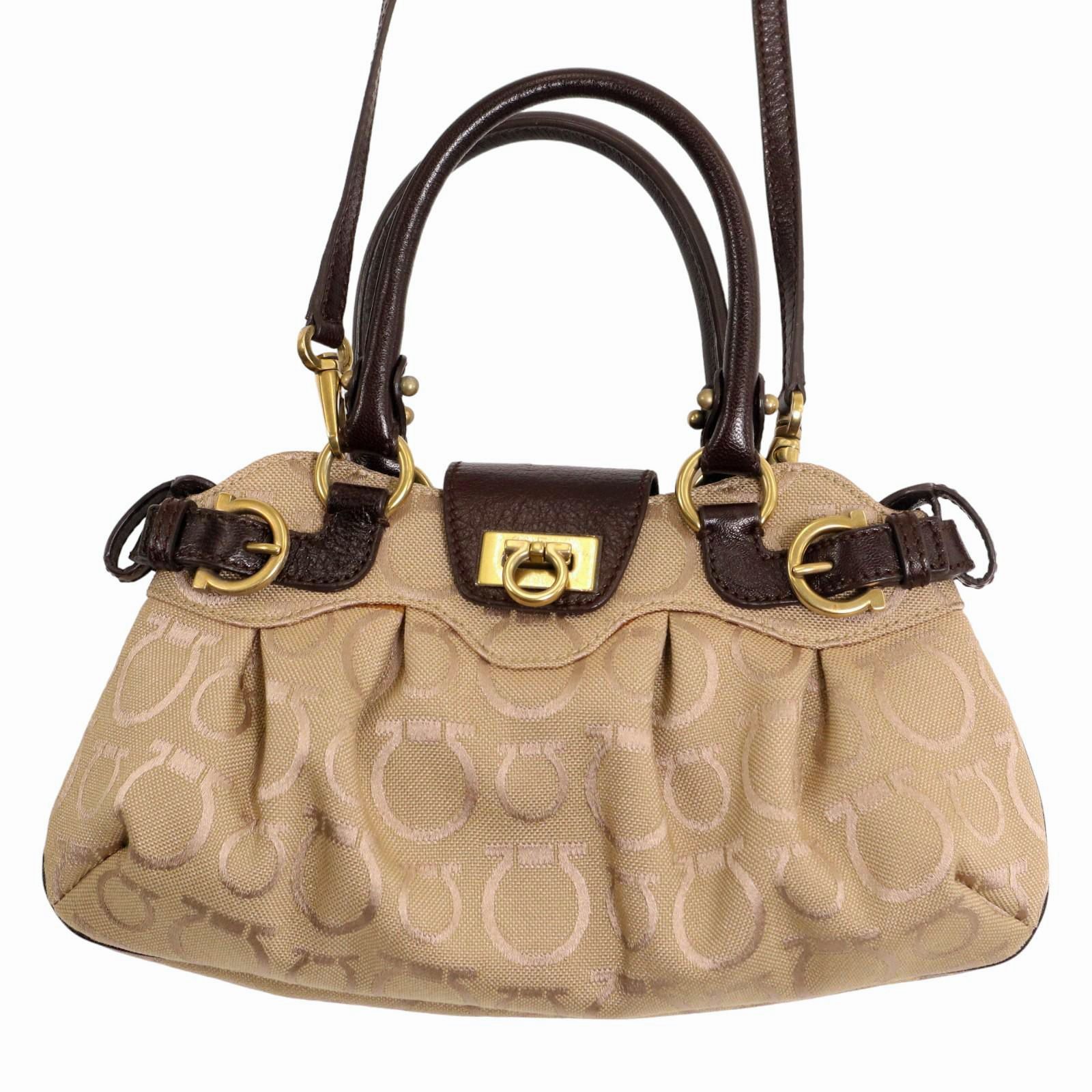 Salvatore Ferragamo ガンチーニマリッサ ミニハンドバッグ - メルカリ 