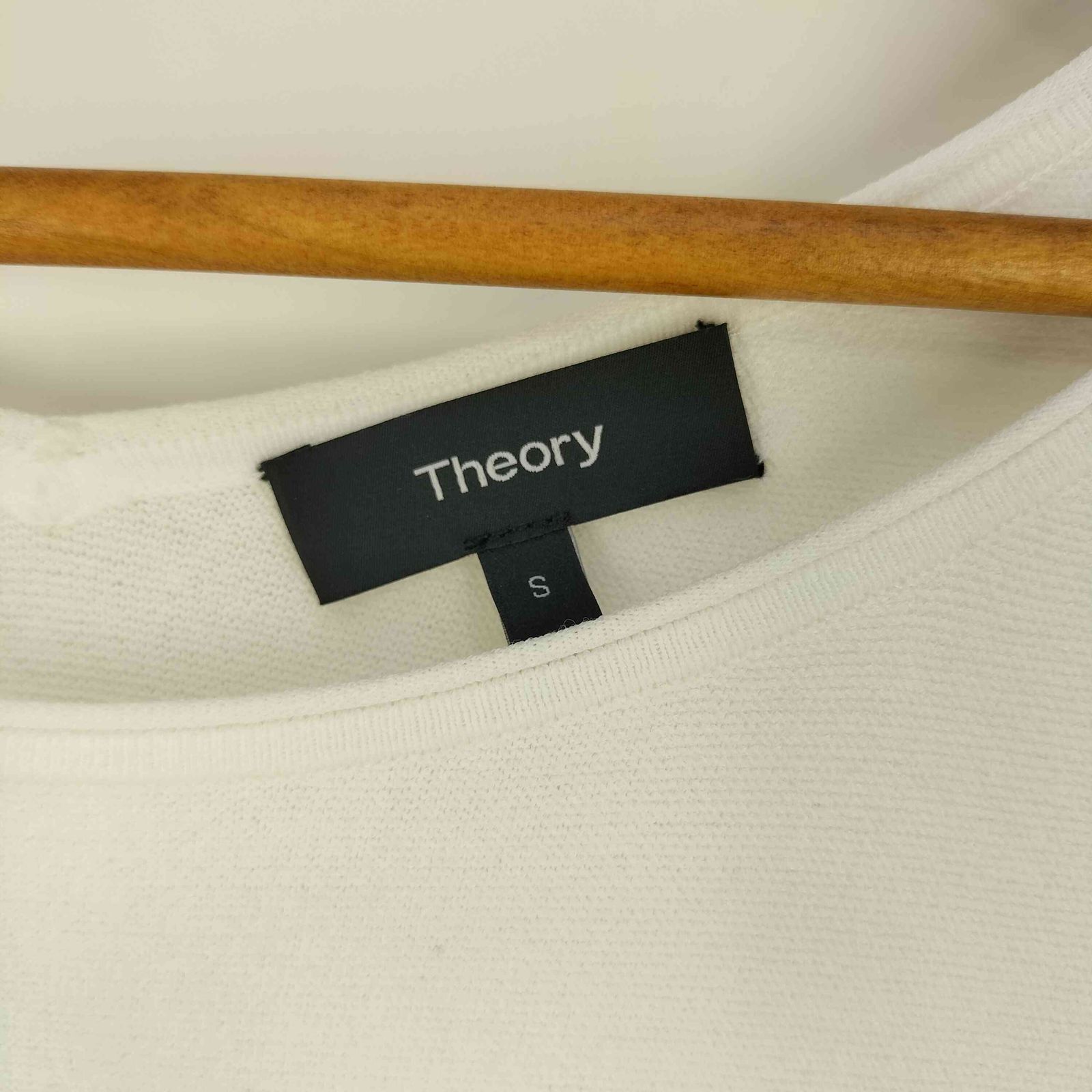 【美品】セオリー コンパクトクレープパネルツイスト ニット 2023SS 人気 Theory クレープニット