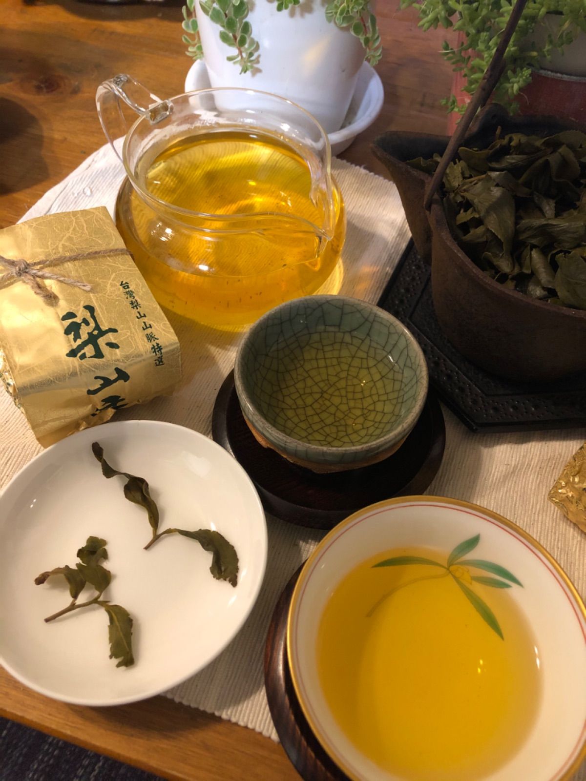 台湾好茶】新発売 「梨山迎香烏龍高冷茶」150g+ 梨山青心烏龍高