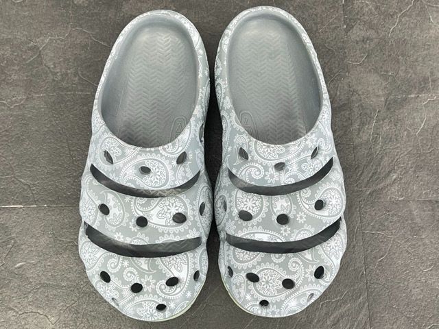  KEEN キーン YOGUI ARTS THC GLOW IN THE WASABI II メンズ サンダル 29 cm グレー系 301559 サボ クロッグサンダル サンダル