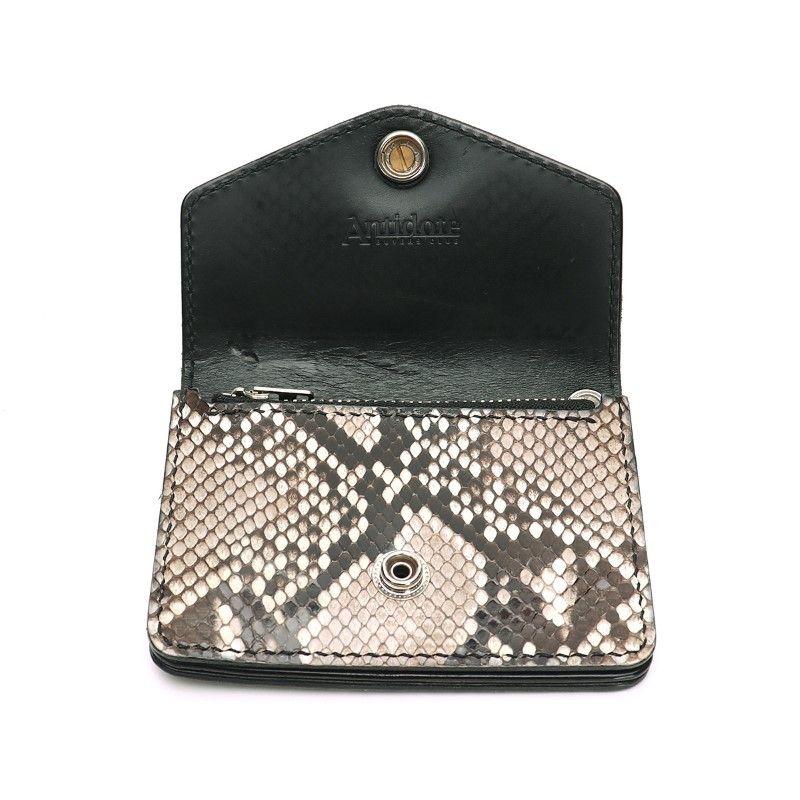 ANTIDOTE BUYERS CLUB Wallet - メルカリ