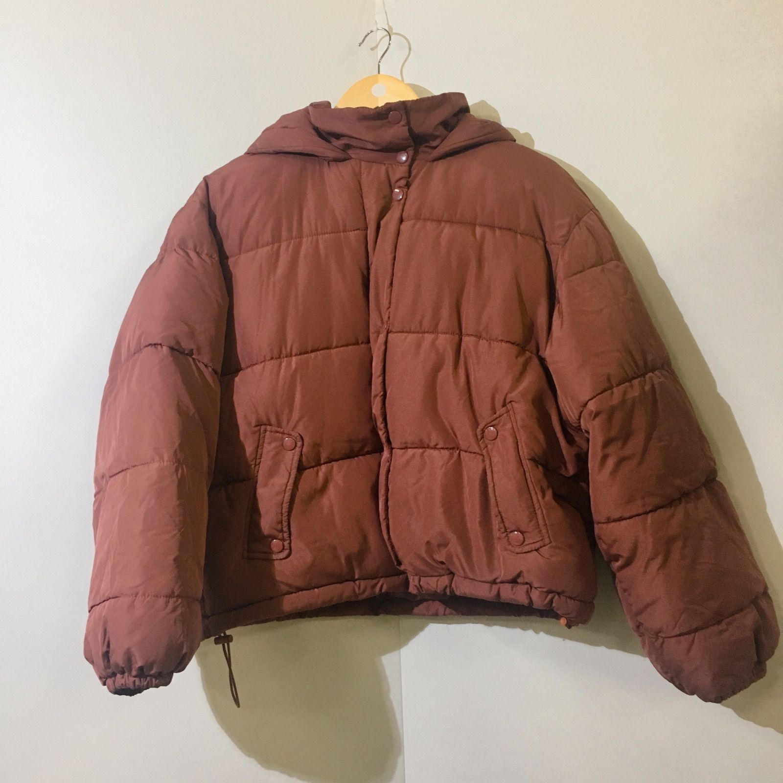 美品】NICE CLAUP ナイスクラップ ダウンジャケット レディース フリーサイズ マカセル 中古アパレルショップ? メルカリ