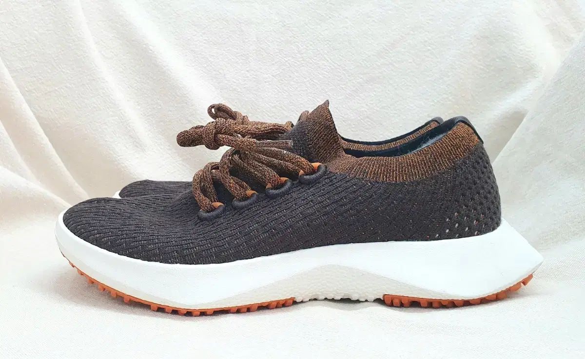 allbirds オールバーズ 木 ダッシャー 2 ランニング スニーカー 240