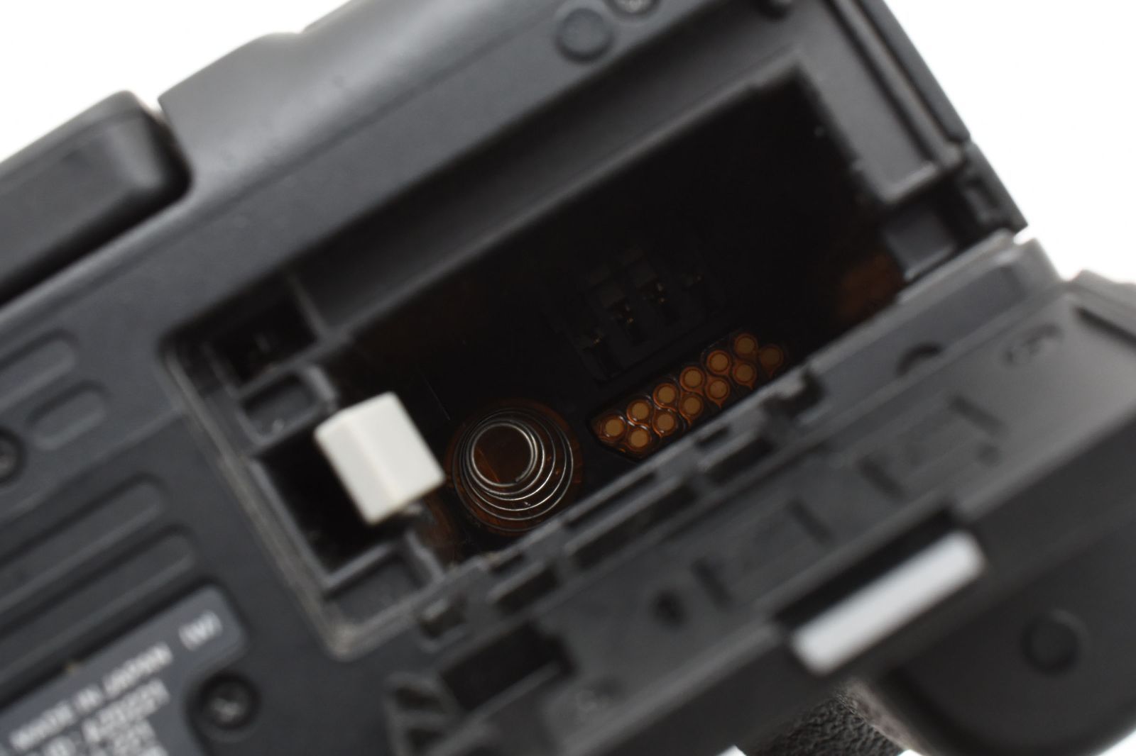 EOS 8000D