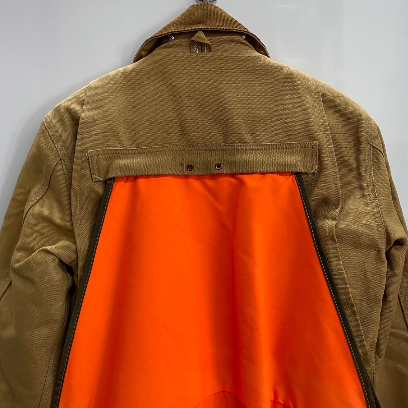 Carhartt カーハートダック地ハンティングジャケット ベージュ オレンジ
