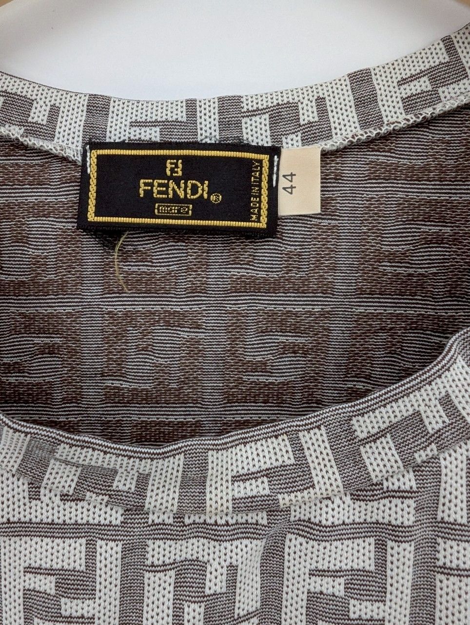 △FENDI△ ノースリーブ ワンピース ズッカ柄 サイズ44 フェンディ 美品 フェンディ ノースリーブ ワンピース 赤 44 総柄 FFロゴ