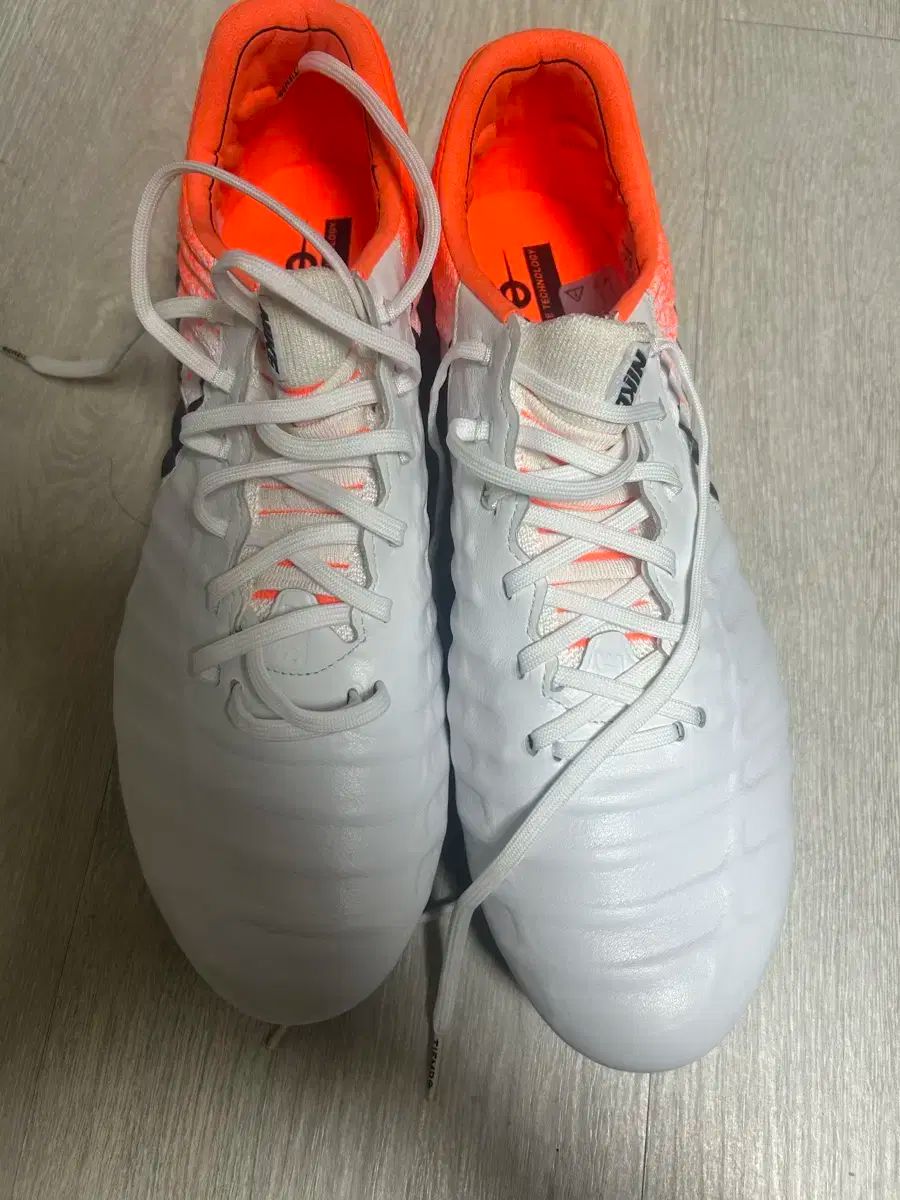 NIKE ナイキ ティエンポ レジェンド 7 エリート sg プレイヤーへの支払いについて モデル