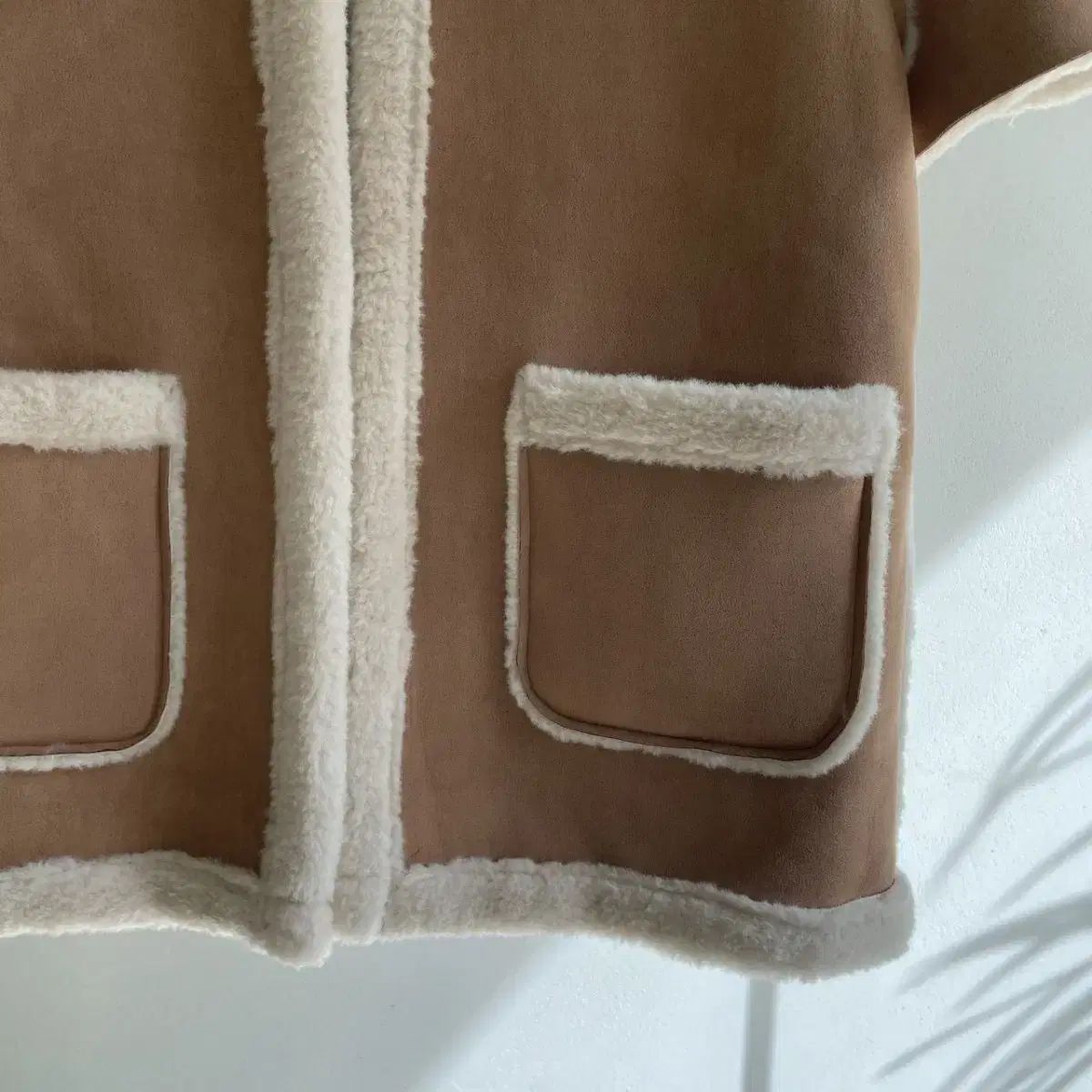 ムートンのベスト 2COLOR