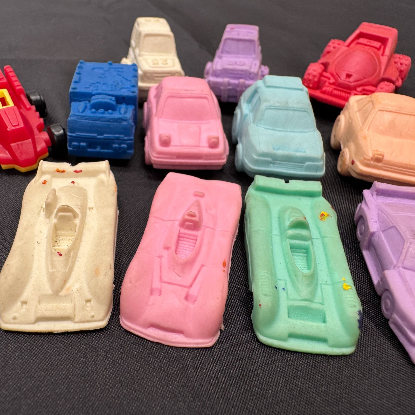 A【昭和レトロ】スーパーカー ミニカー 消しゴム フィギュア