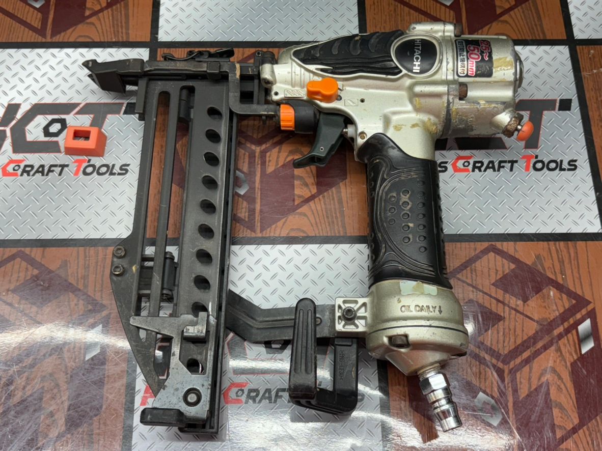 〇〇 日立工機 N5004MF 常圧 フロアタッカ 25~50mm ハンズクラフト佐賀