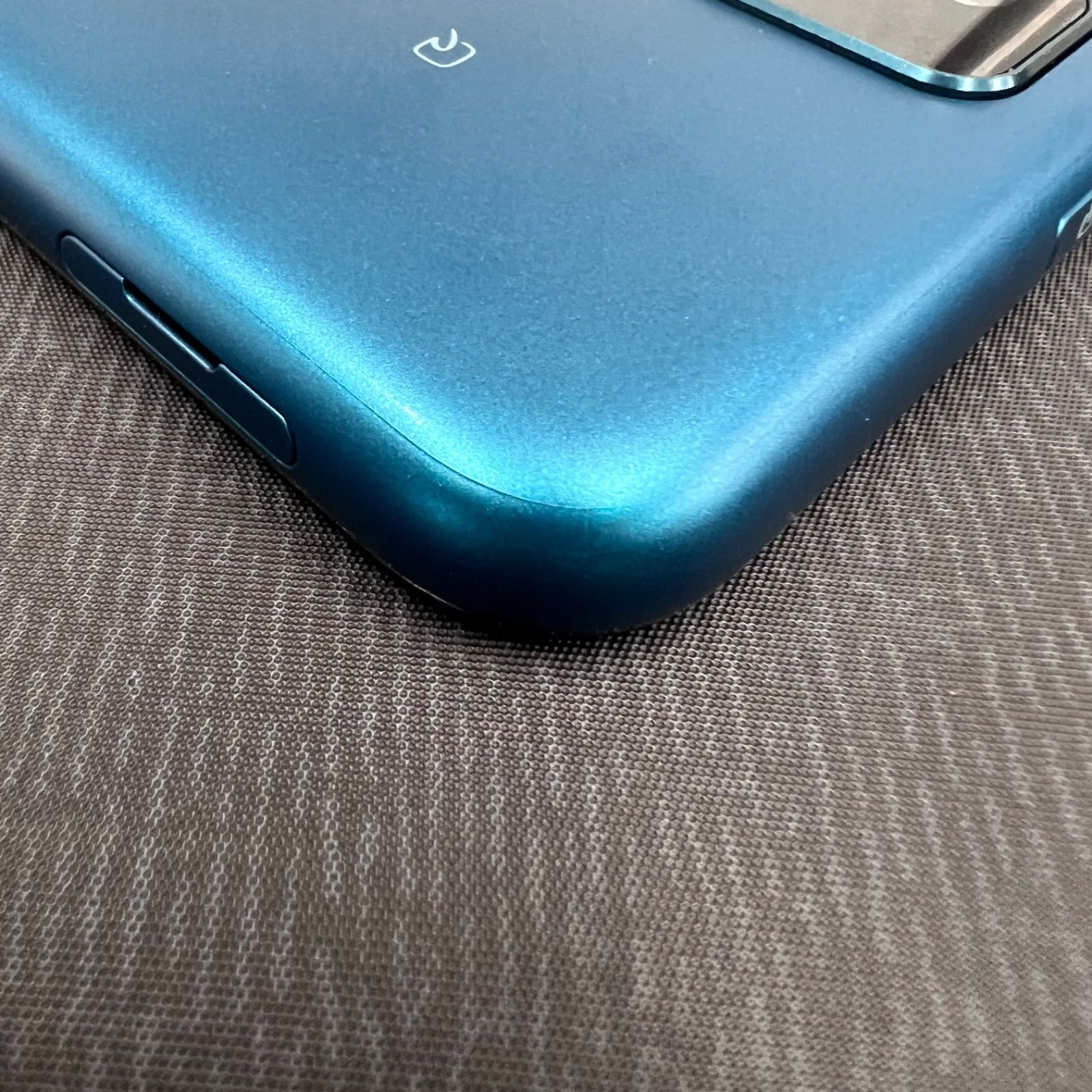 SIMロック解除済 かんたんスマホ3 グリーン A205KC - メルカリ