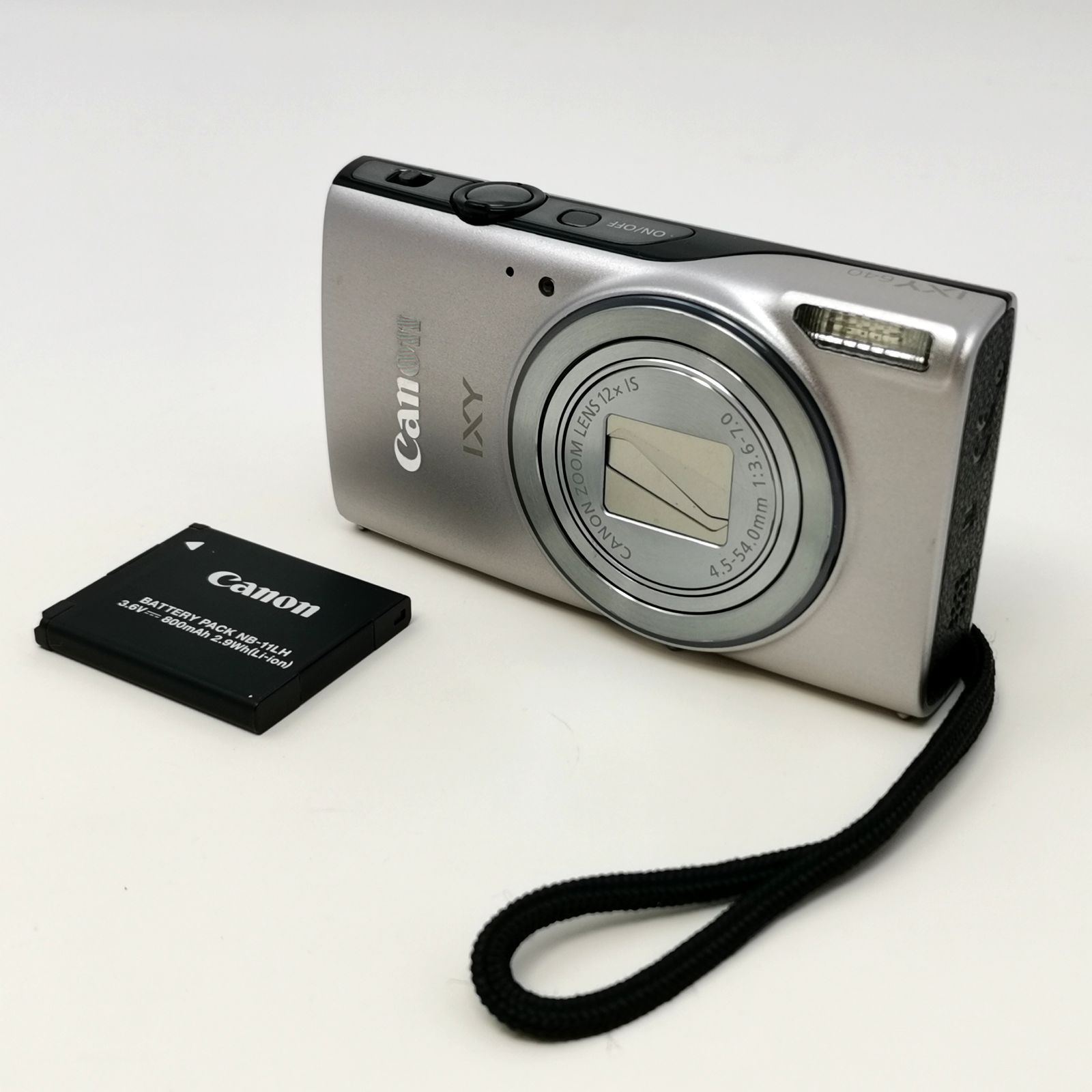 キャノン IXY 640 シルバー デジカメ デジタルカメラ 充電器ない