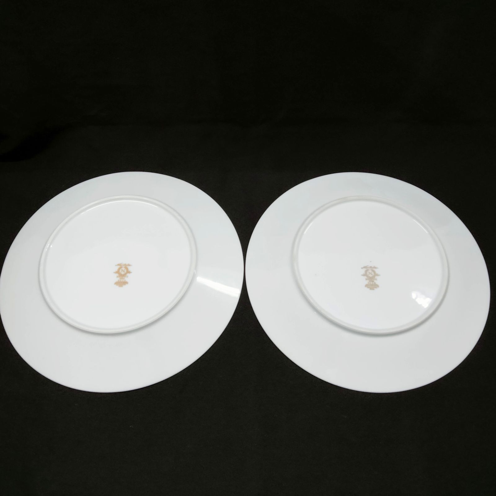 美品】ノリタケ　ウィンザーローズ　ティーセット（ティーポット・カップ・プレート皿 美品】ノリタケ ウィンザーローズ ティーセット（ティーポット・カップ