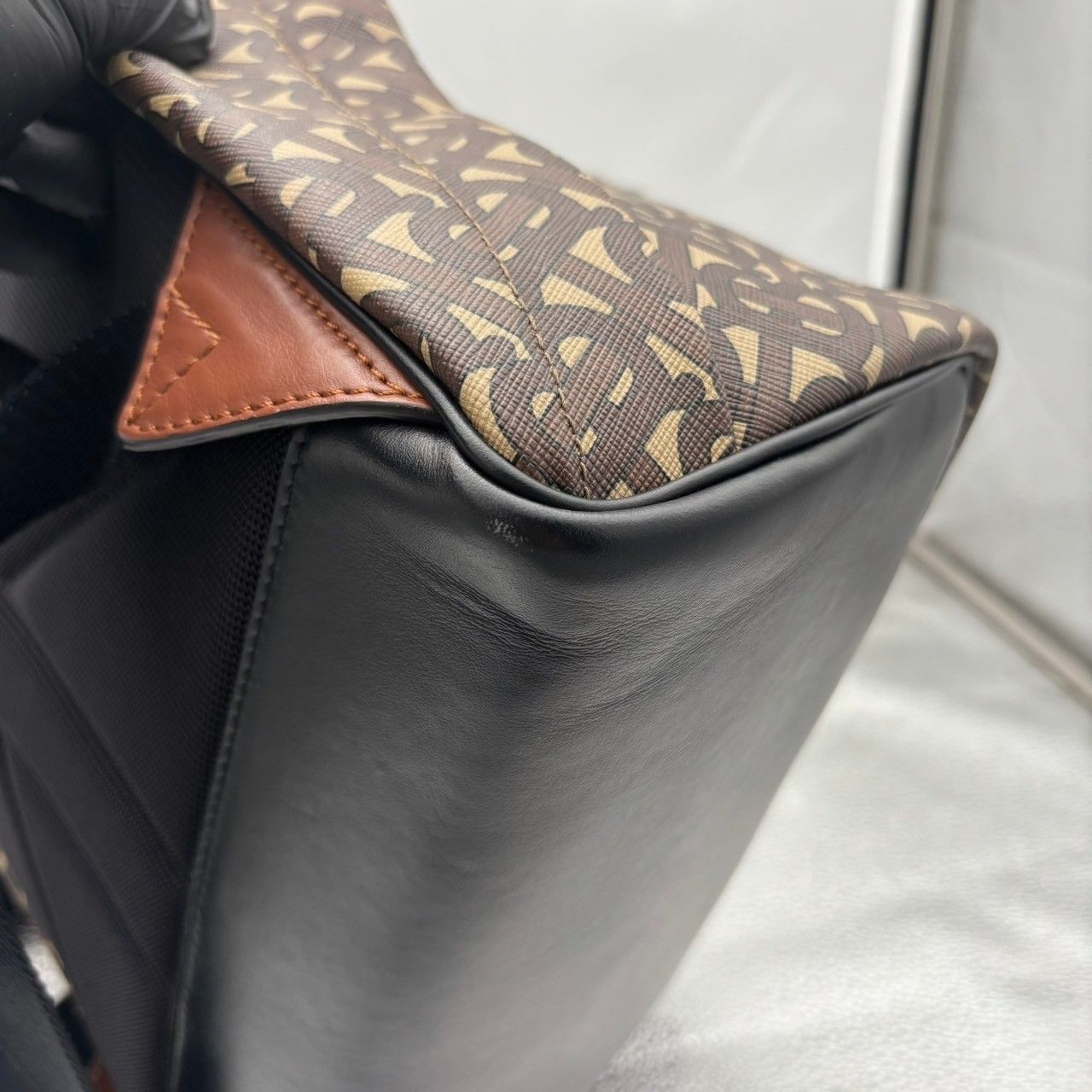 バーバリー BURBERRY セカンドバッグ クラッチバッグ TBモノグラム  