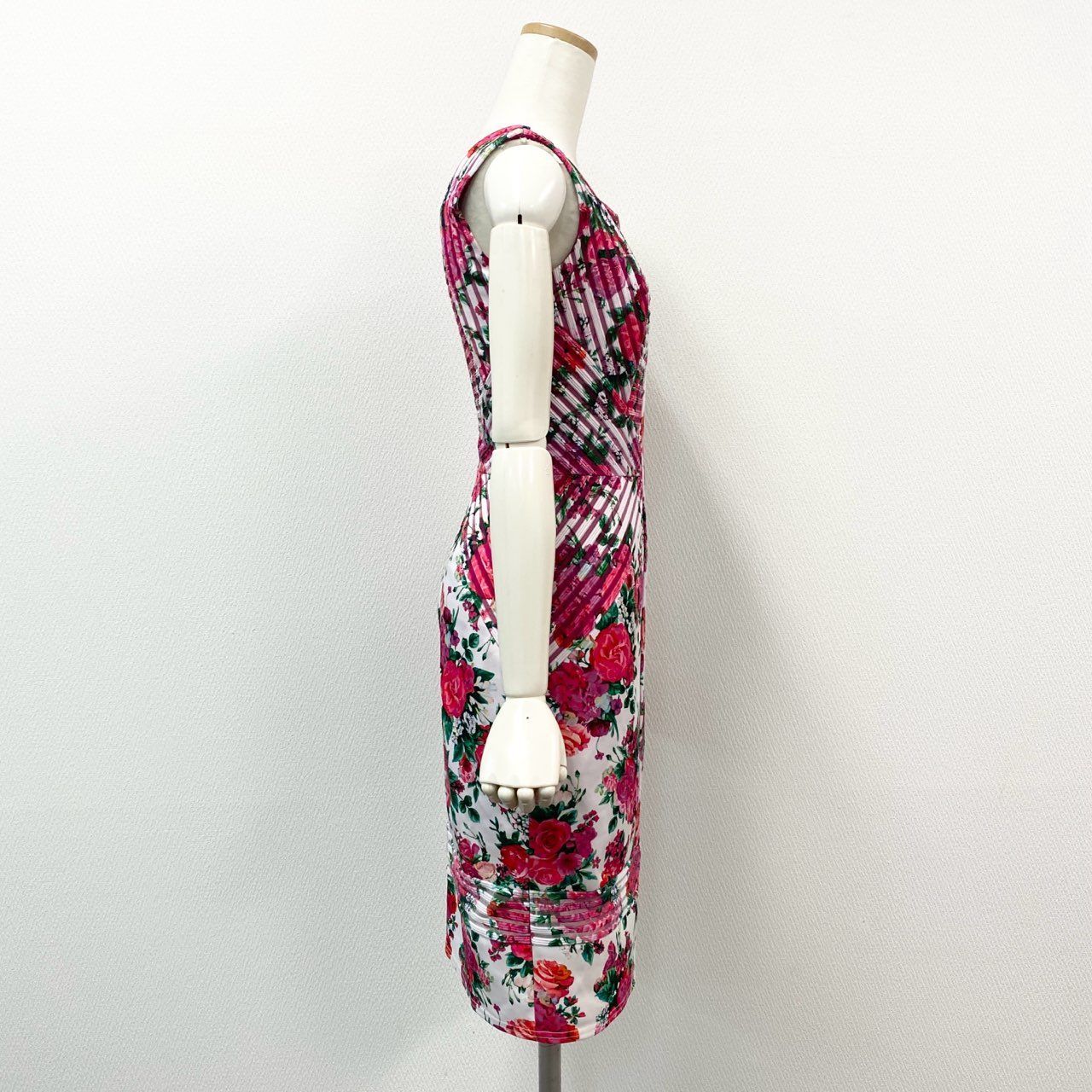 Tadashi Shouji サイズ0 ノースリーブひざ丈ワンピース Tadashi Shoji 「Tadashi 」 ノースリーブワンピース 0 ピンク