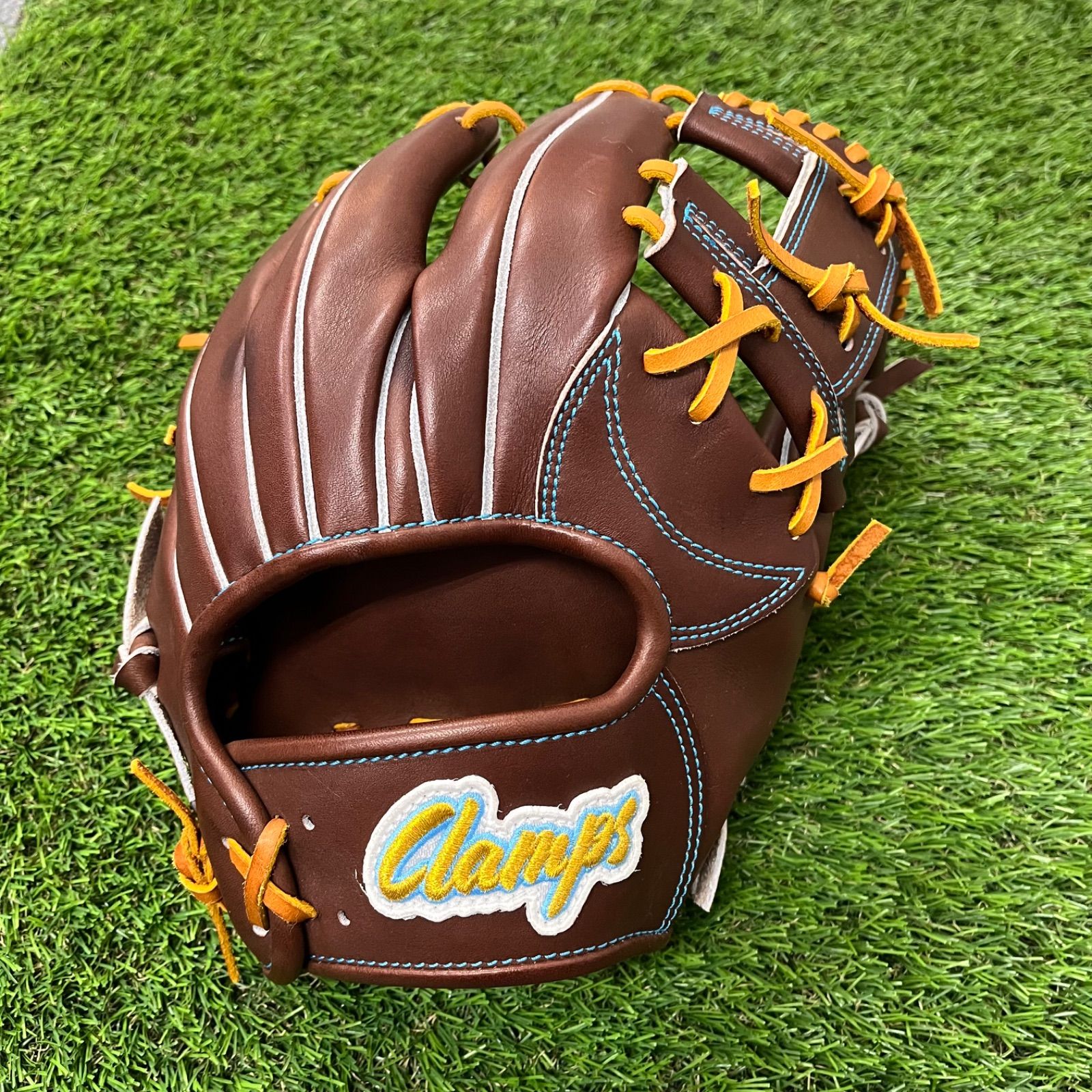 クランプスclampsトレーニンググラブ 軟式硬式兼用 内野用