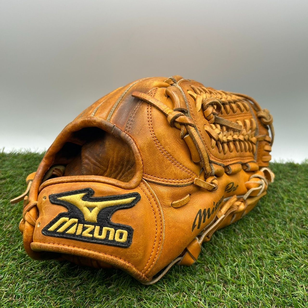 M0357) MizunoPro ミズノプロ 4Dテクノロジー 大人用 硬式 内
