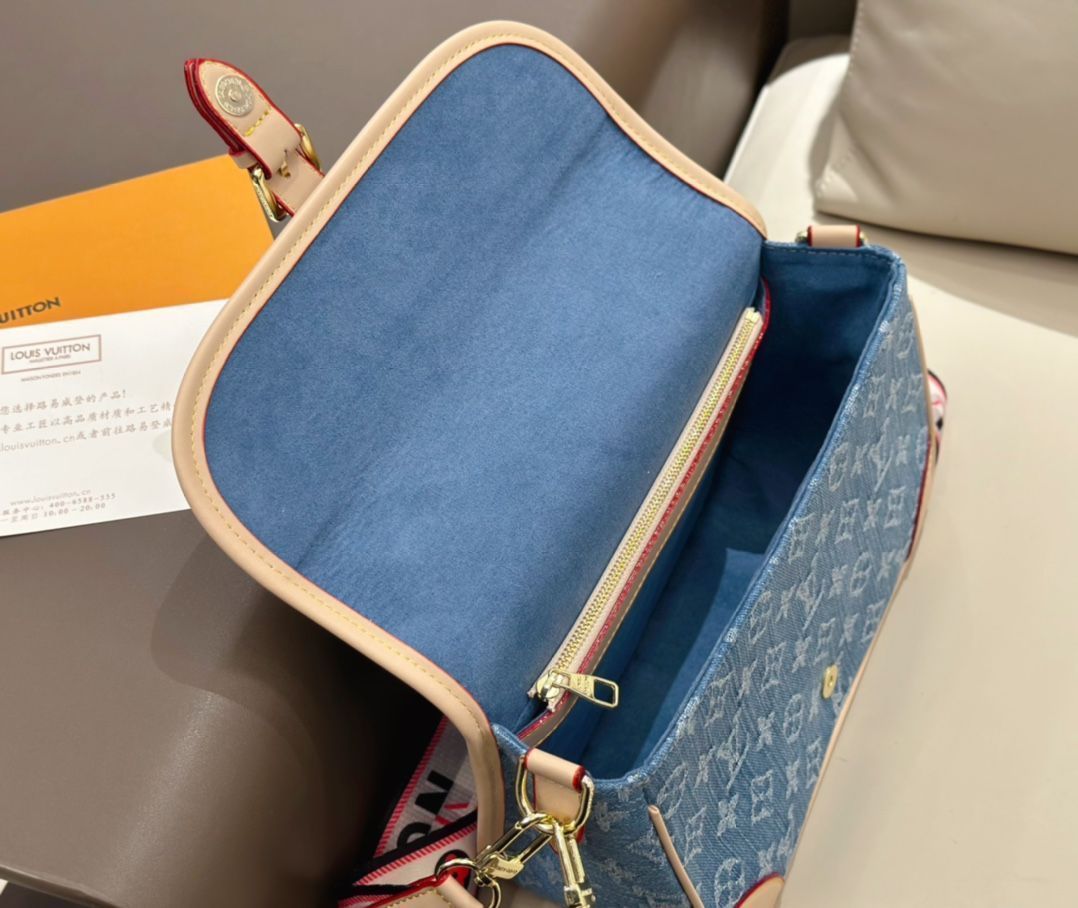 超美品 LOUIS VUITTON ルイヴィトン ショルダーバッグ   財布  3点セットバッグ