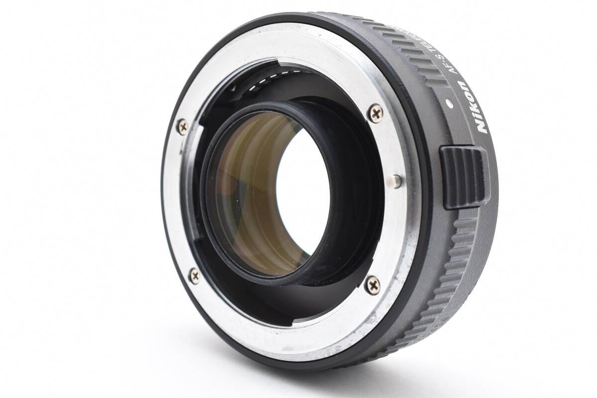 動作品　テレコンバーター　Nikon TC-14E III ニコン　テレコン 71WdoNM4eHL._AC_SY200_QL15_.jpg
