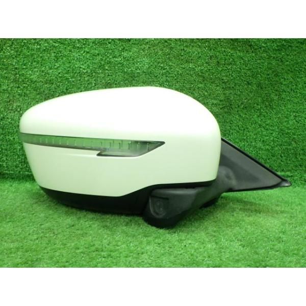 エクストレイル NT32 右サイドミラー・ドアミラー 20X 4WD 7人 96301  